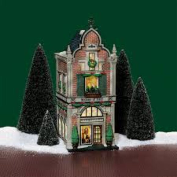 Lighted Christmas Village- Milano of Italy - Picture 3 of 7